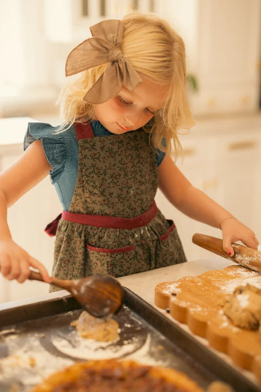 Mini Ivy Apron in Teagan Green Floral Cotton Sequin mini dresses