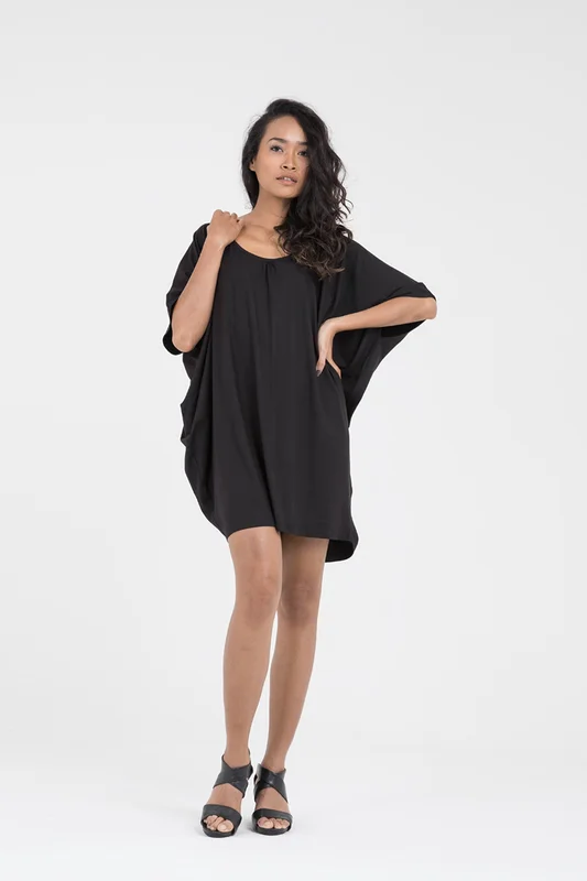 Black Jersey Loose Fitting Cocoon Dress Luxury unclassified dresses